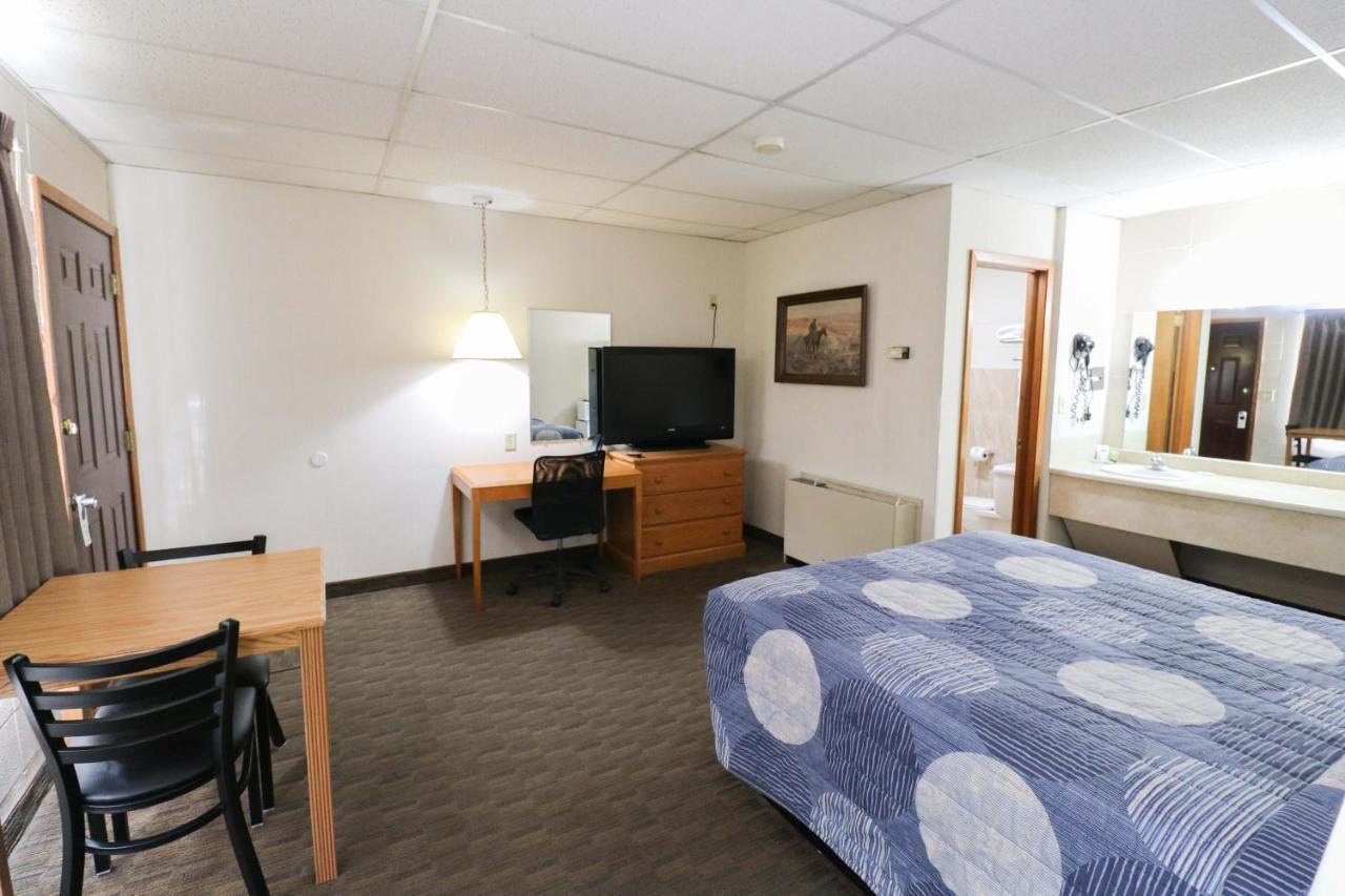 Bear Lodge Motel Сандэнс Экстерьер фото