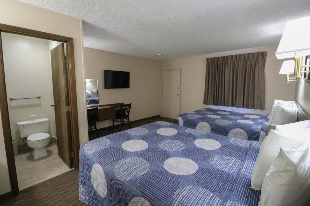 Bear Lodge Motel Сандэнс Экстерьер фото